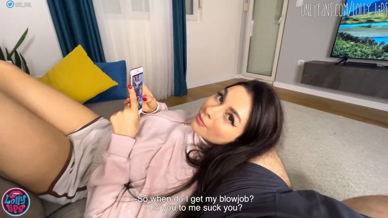 Loly Lips, где моё обещанное сосание? И не забудь между сисек помастурбировать 💦🔞